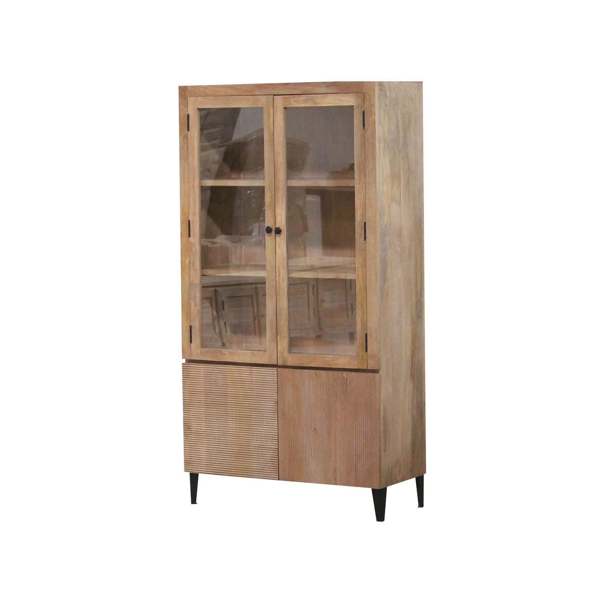 Vitrine | Baltimora Euphoric