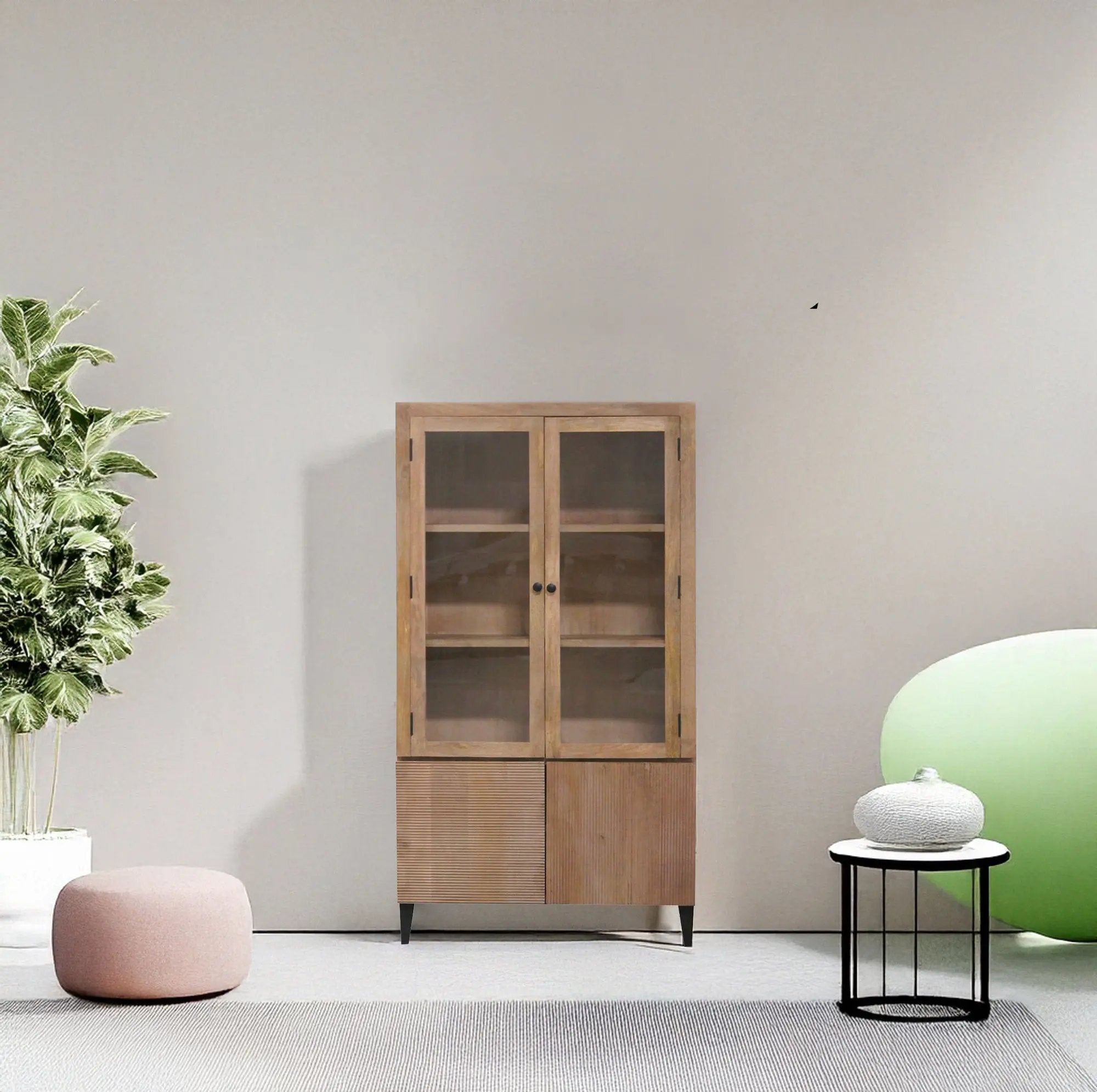 Vitrine | Baltimora Euphoric