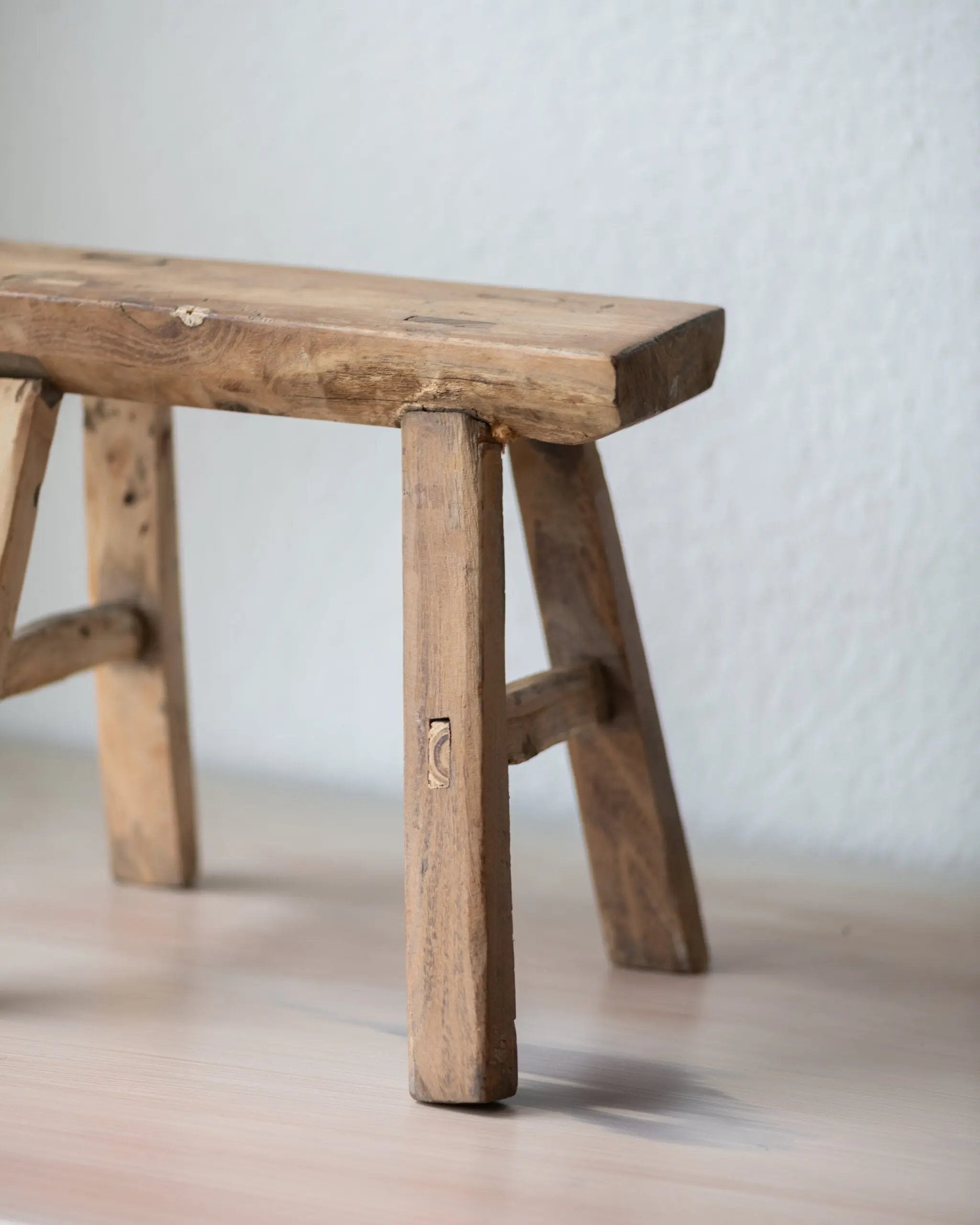 Tabouret en bois vintage - n°01 Botanical Boys