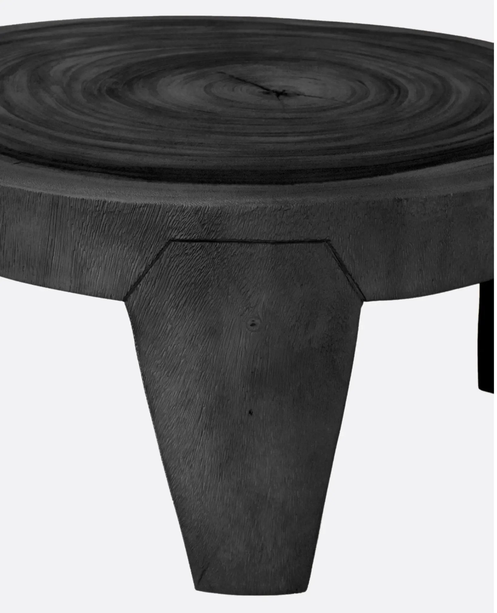Table d’appoint noir n°1 | Riva Dareels