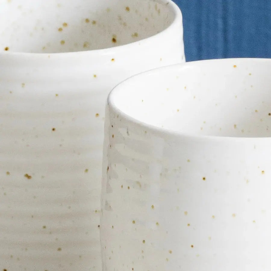 Tasse à reliefs | Serra Atelier Agave