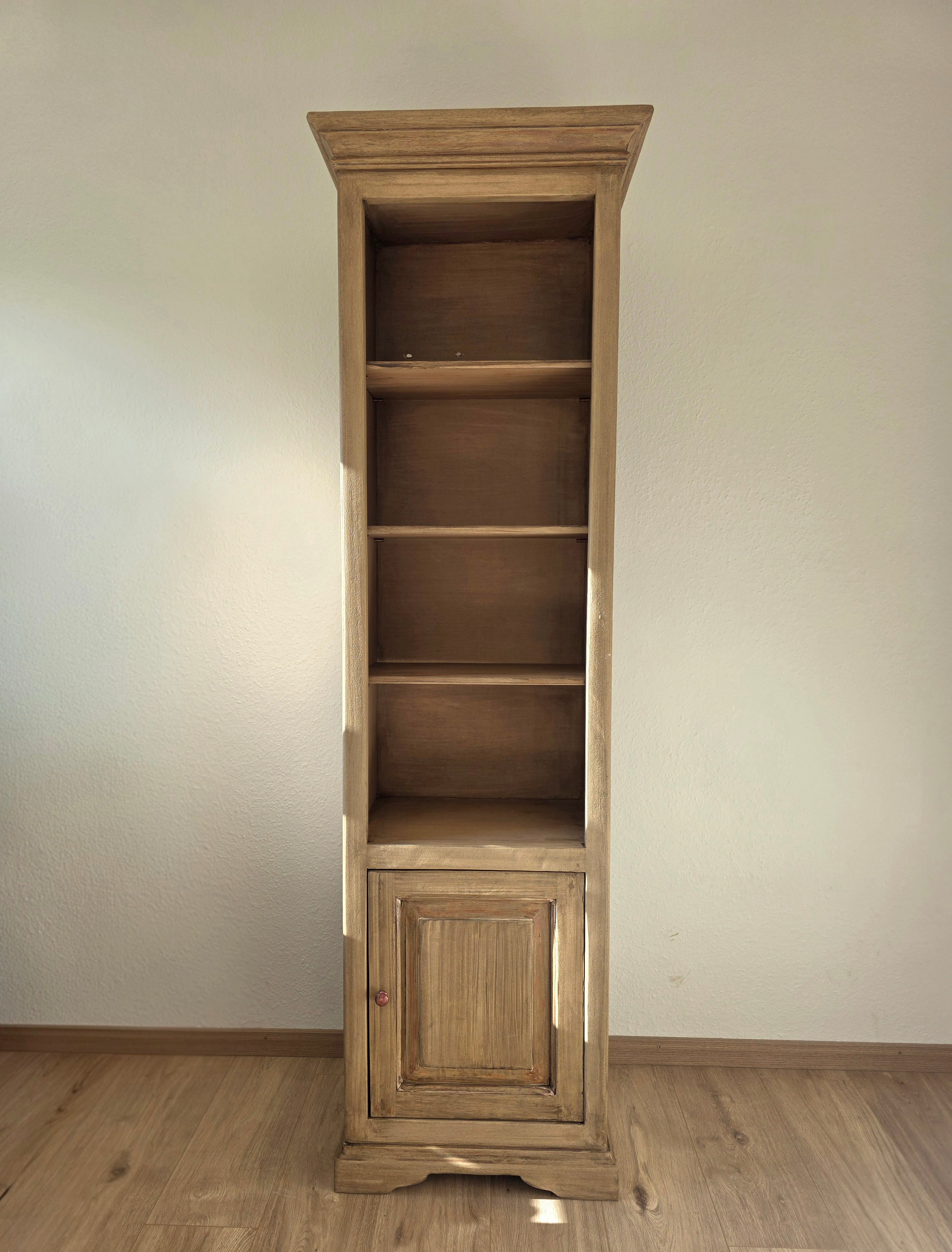 Bibliothèque en bois de merisier - n°01
