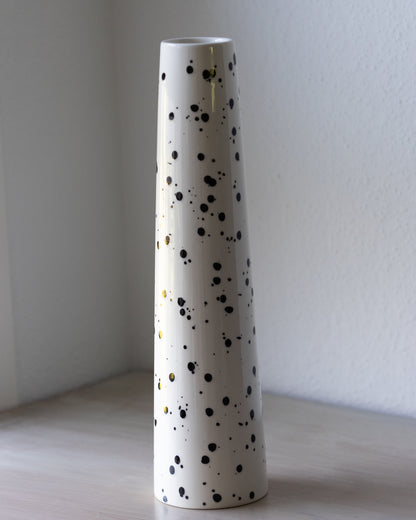 Chimney Vase | Black Dots