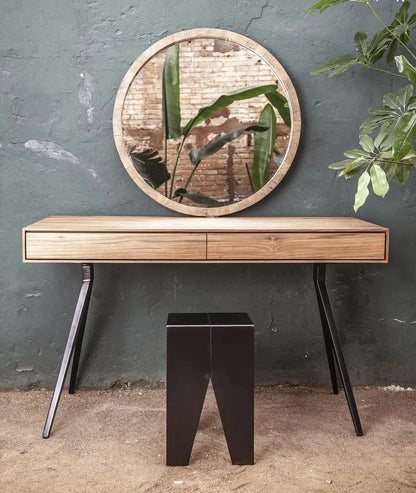 Bureau | Majesti Dareels