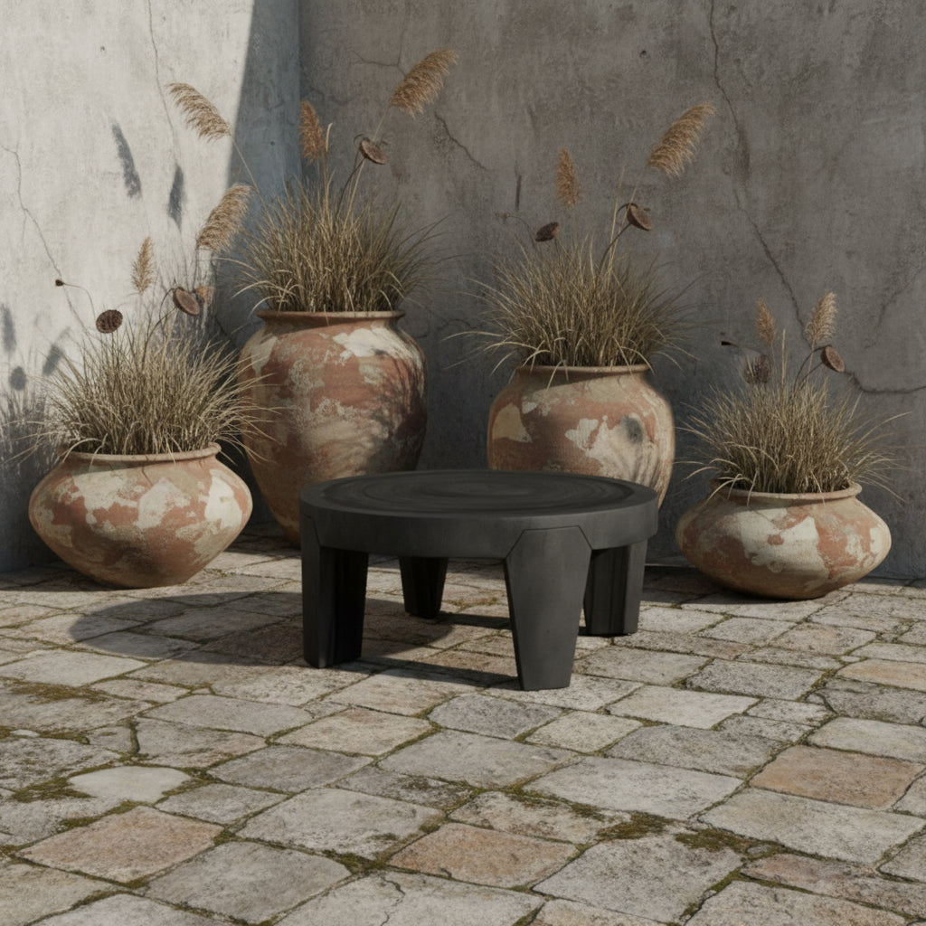 Table d’appoint noir n°1 | Riva Dareels