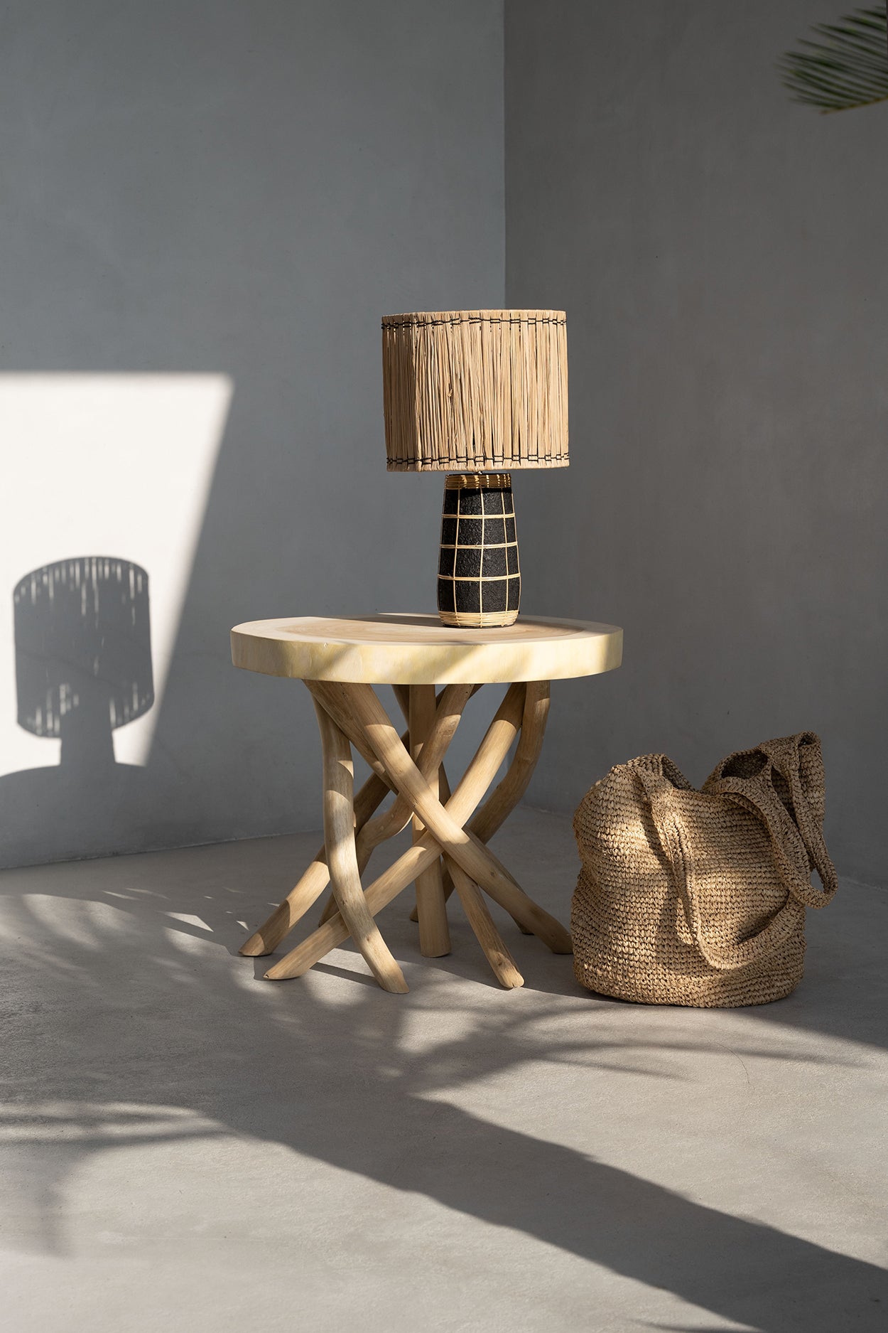 The Coffee Table | Gili