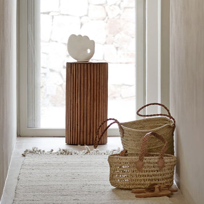 Stand | Rattan