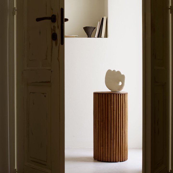 Stand | Rattan
