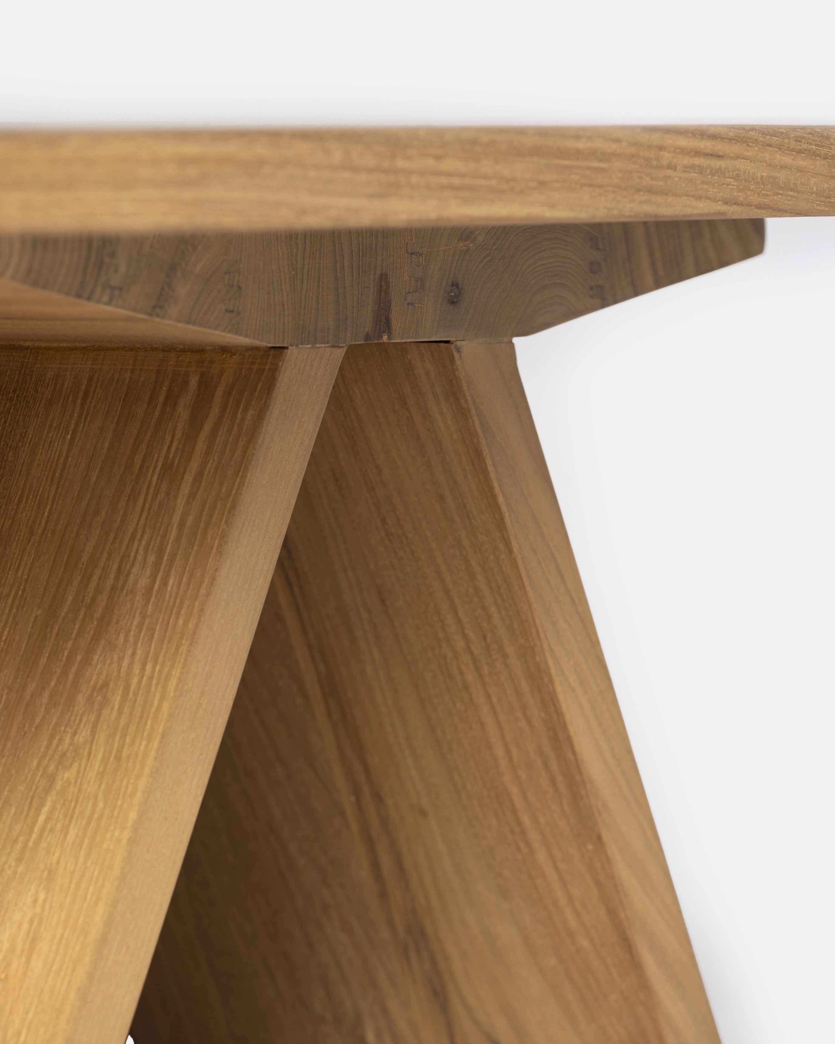 Table d'appoint | Batu
